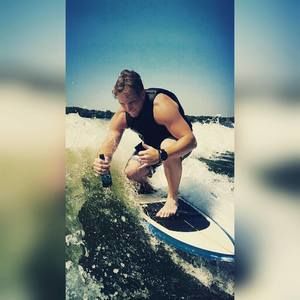 Meet your Posher, Hunter